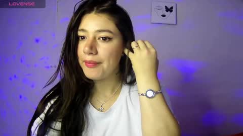 Snapshot of alythia chatting on June 3, 2:14 am alythia online show from June 3, 2:14 am