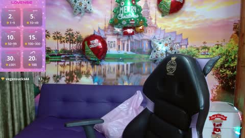 Alyy online show from December 15, 2:16 pm