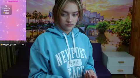 Alyy online show from January 13, 2:21 pm