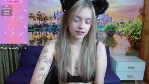 Alyy online show from January 14, 2:22 pm