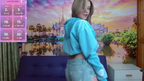 Alyy online show from January 22, 2:24 pm