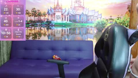Alyy online show from February 25, 2:22 pm