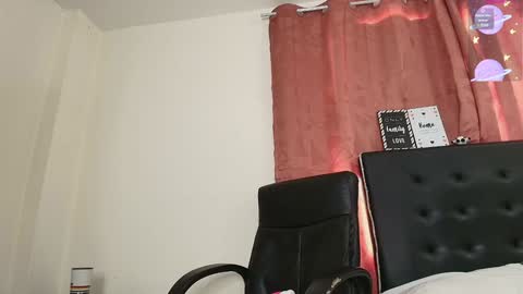 Isabella online show from February 2, 7:57 pm