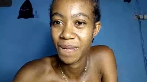 Snapshot of amah17 chatting on December 7, 7:43 pm Amah online show from December 7, 7:43 pm