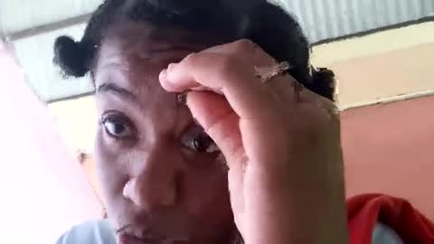 Snapshot of amah17 chatting on January 11, 11:34 am Amah online show from January 11, 11:34 am