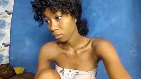 Snapshot of amah17 chatting on February 26, 7:20 am Amah online show from February 26, 7:20 am