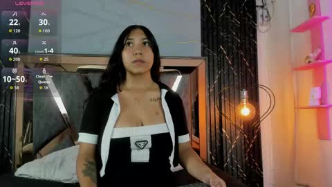 amaia_a online show from June 1, 7:26 pm