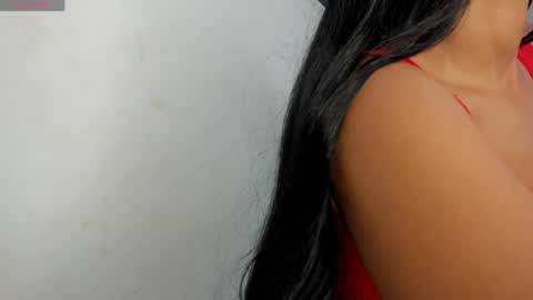 Snapshot of amaia_baez chatting on May 16, 7:45 pm AMAIA online show from May 16, 7:45 pm