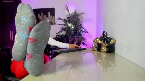 anny online show from October 6, 2:20 am