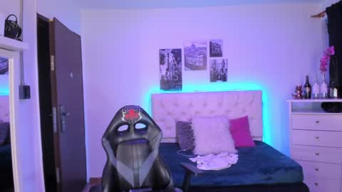 B I A N C A online show from December 20, 10:16 am