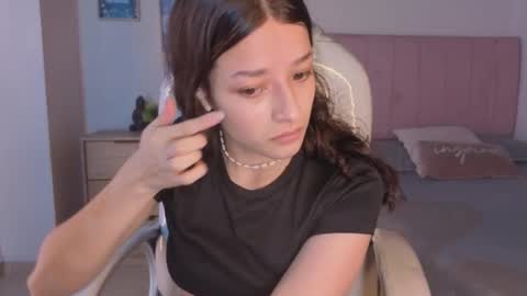 B I A N C A online show from December 5, 3:59 am