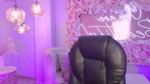 Snapshot of amaiahaywood chatting on December 4, 6:34 am Amaia Haywood online show from December 4, 6:34 am