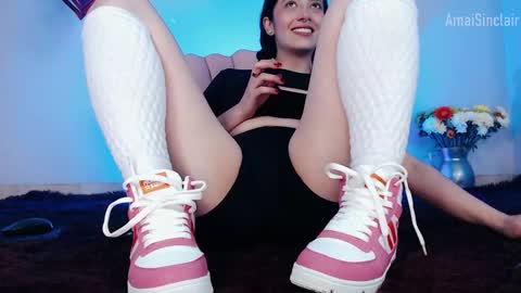 Amai  Sinclair  online show from February 21, 9:13 am