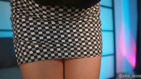 Snapshot of amaisinclair chatting on April 1, 10:29 pm Amai Sinclair online show from April 1, 10:29 pm