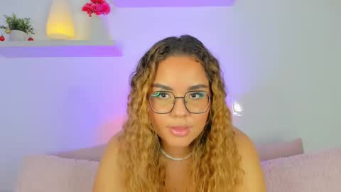 amalia bennet online show from February 6, 9:17 pm
