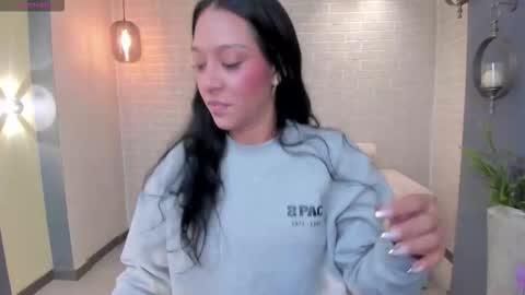 Amalia cruss online show from October 3, 12:35 pm