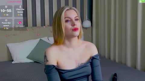 Amalia online show from January 9, 1:14 pm