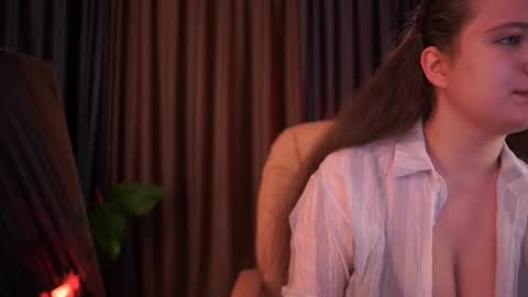 Amaliya online show from March 25, 1:39 pm