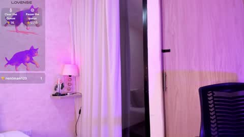 Snapshot of amanda_26 chatting on January 23, 3:05 am Luisa online show from January 23, 3:05 am