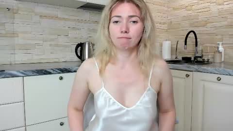 Amanda   insta amanda    grey online show from June 21, 6:21 pm