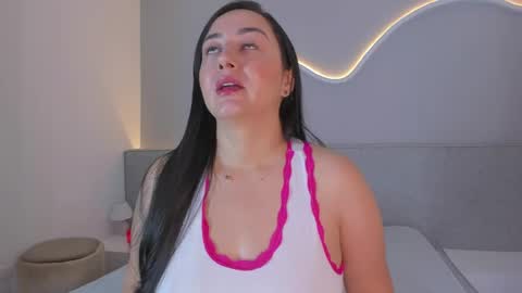 amanda_benz_ online show from June 6, 11:37 am