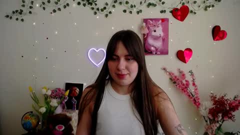 Snapshot of amanda_bright_ chatting on March 13, 11:28 am amanda_bright_ online show from March 13, 11:28 am
