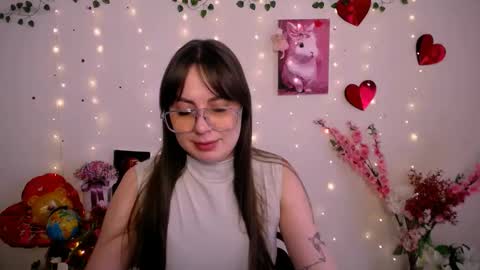 Snapshot of amanda_bright_ chatting on March 20, 10:42 am amanda_bright_ online show from March 20, 10:42 am