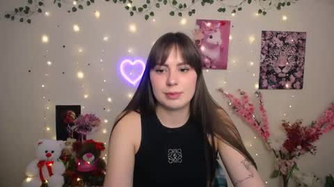 Snapshot of amanda_bright_ chatting on May 10, 8:52 am amanda_bright_ online show from May 10, 8:52 am