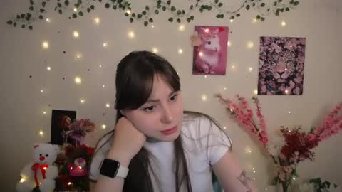 Snapshot of amanda_bright_ chatting on May 27, 10:12 am amanda_bright_ online show from May 27, 10:12 am
