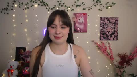 Snapshot of amanda_bright_ chatting on May 31, 9:16 am amanda_bright_ online show from May 31, 9:16 am