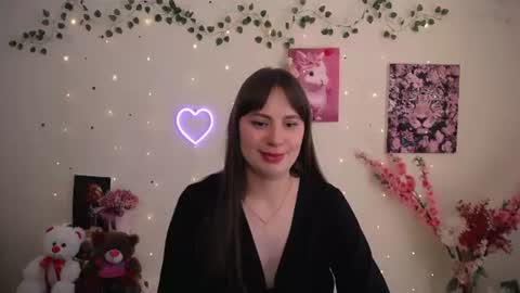 Snapshot of amanda_bright_ chatting on June 12, 9:52 am amanda_bright_ online show from June 12, 9:52 am