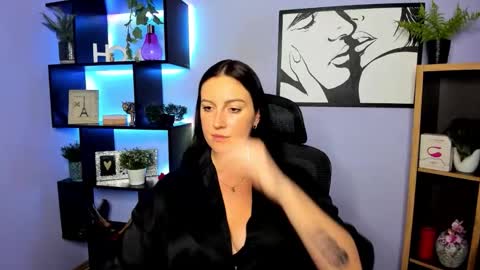 Snapshot of amanda_burn chatting on March 17, 6:33 pm Amanda online show from March 17, 6:33 pm