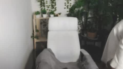 Hi im Amanda online show from December 5, 11:08 am