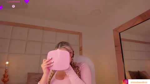 Snapshot of amanda_colin chatting on February 22, 3:10 pm Amanda online show from February 22, 3:10 pm