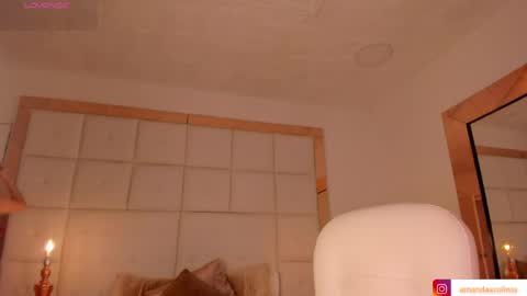 Snapshot of amanda_colin chatting on May 25, 8:26 pm Amanda online show from May 25, 8:26 pm