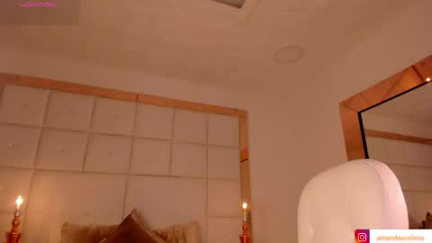 Snapshot of amanda_colin chatting on June 5, 8:03 pm Amanda online show from June 5, 8:03 pm