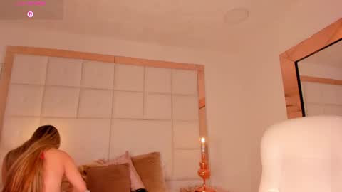 Snapshot of amanda_colin chatting on July 5, 8:38 pm Amanda online show from July 5, 8:38 pm