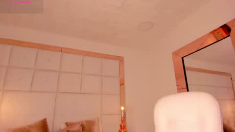 Snapshot of amanda_colin chatting on July 20, 8:22 pm Amanda online show from July 20, 8:22 pm