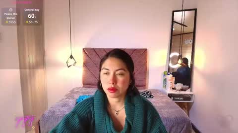 Snapshot of amanda_fox__ chatting on March 16, 7:40 pm AMANDA FOX online show from March 16, 7:40 pm