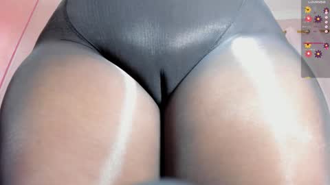 Snapshot of amanda_marcuzzi chatting on October 27, 11:47 am Amanda Marcuzzi  online show from October 27, 11:47 am