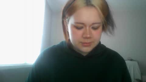 amanda_mia online show from June 5, 5:25 am