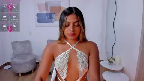 Amanda  online show from February 12, 1:30 am