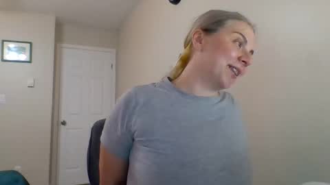 Amanda online show from October 27, 5:22 am