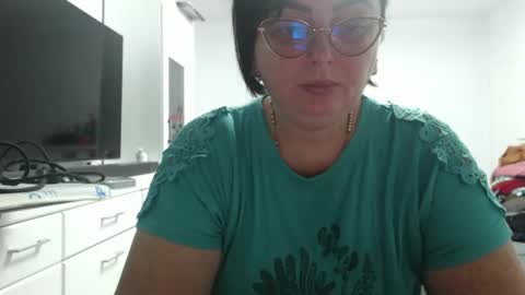 Snapshot of amandamuller1982 chatting on October 12, 7:46 pm Anda online show from October 12, 7:46 pm
