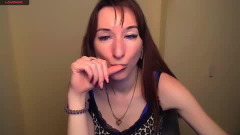 Snapshot of amandasentin chatting on March 2, 12:01 pm Amanda online show from March 2, 12:01 pm