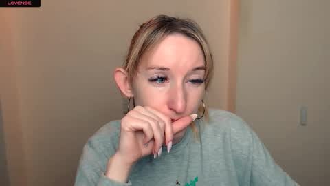 Snapshot of amandasentin chatting on September 16, 7:53 am Amanda online show from September 16, 7:53 am