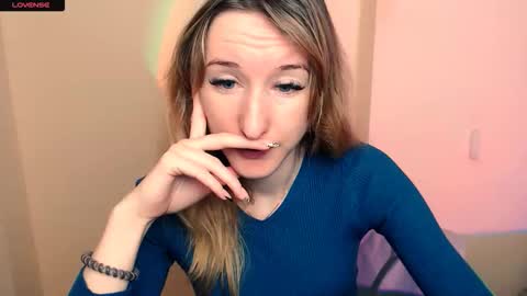 Snapshot of amandasentin chatting on November 6, 8:26 am Amanda online show from November 6, 8:26 am