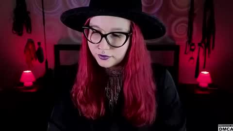 Goddess Amanita online show from February 6, 10:04 am