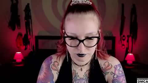 Goddess Amanita online show from March 7, 10:45 am
