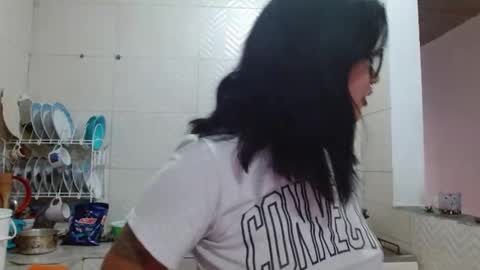 Snapshot of amanne_misa chatting on November 12, 8:52 pm Amanne Misa online show from November 12, 8:52 pm